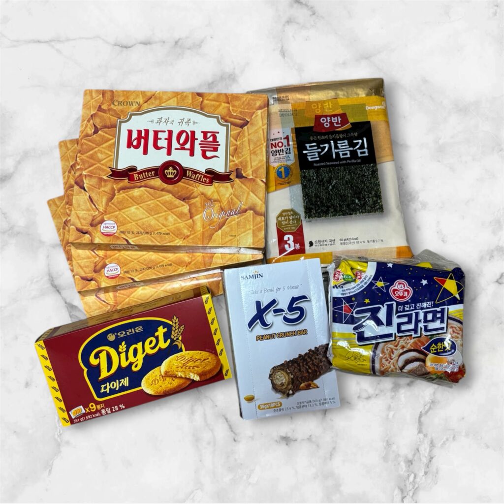 韓国・釜山で購入した食品のお土産を並べた写真