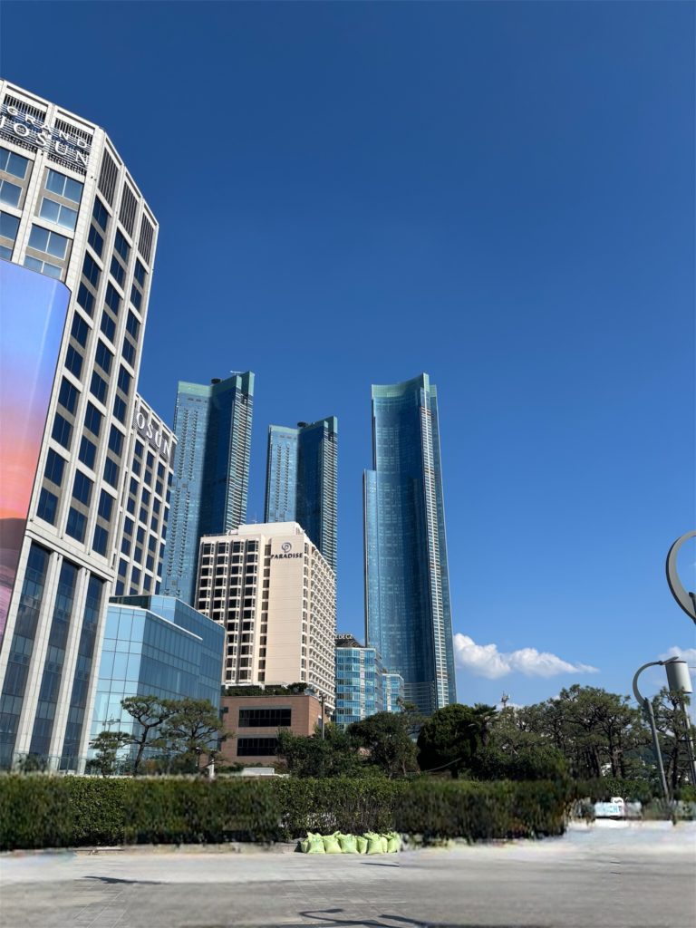 海雲台ビーチ近くの高層ビル群